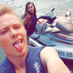 Meet your Posher, Dawson